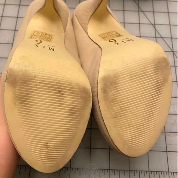 Mix No. 6 Stilettos - size 6 - Picture 3 of 7